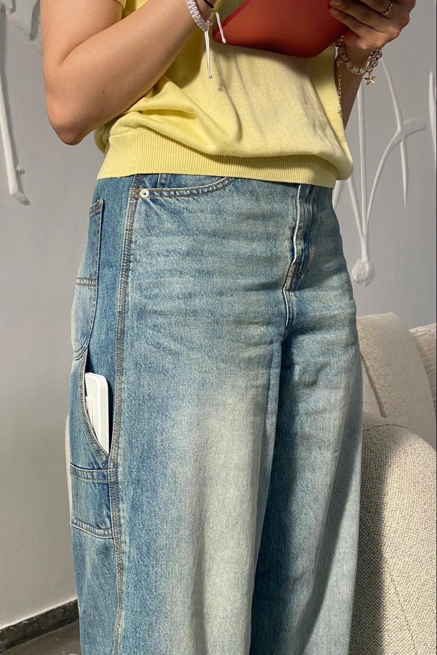 Baggy Balloon Fit Jeans - Image 4