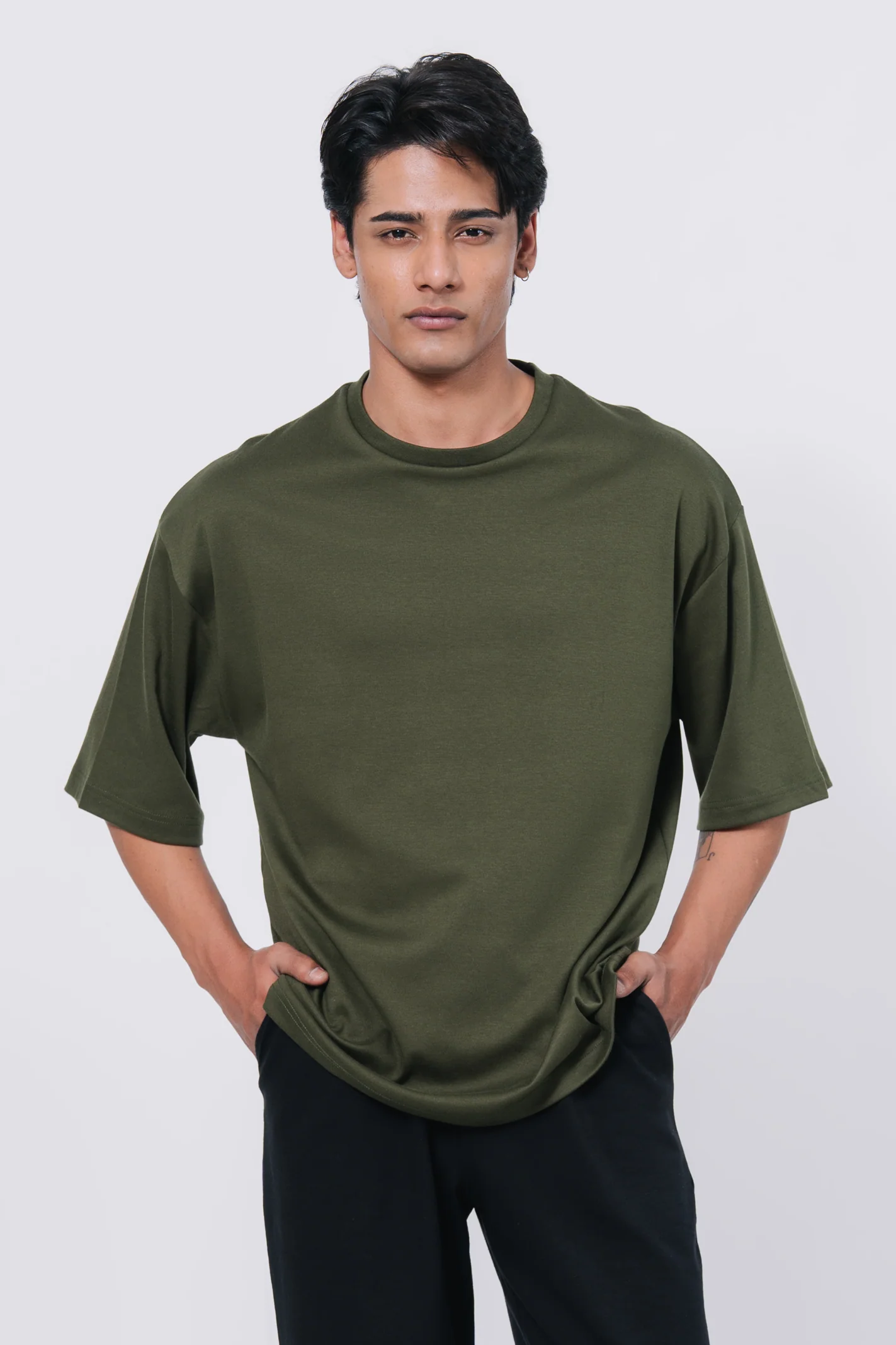 Premium Interlock Oversized T-Shirt – Green - Image 4