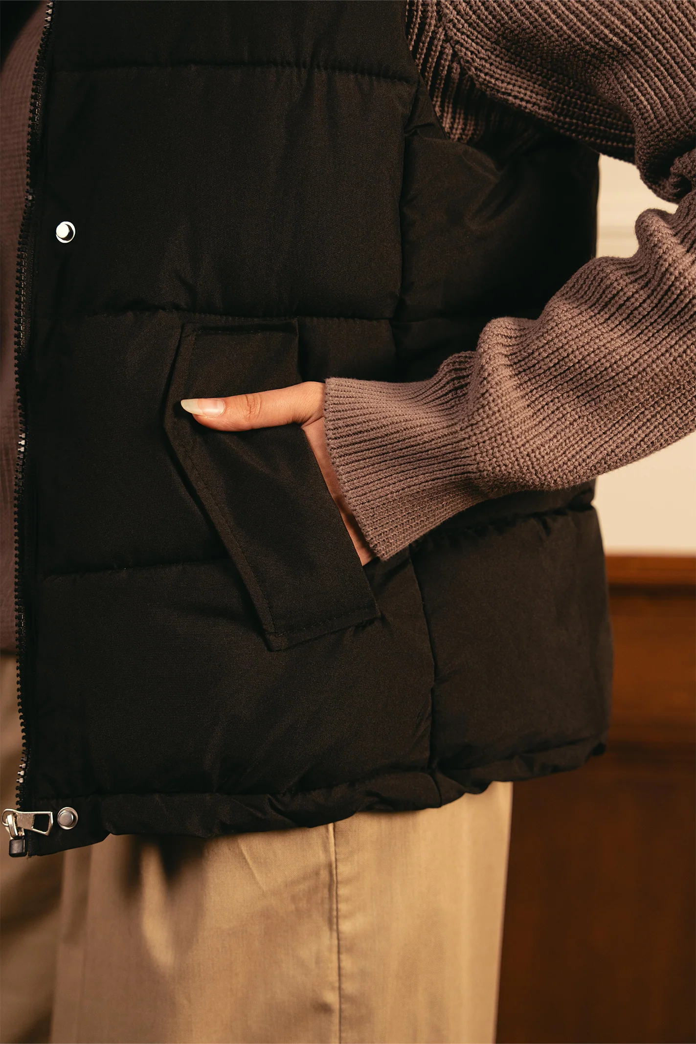 Puffer Gillet - Black - Image 4