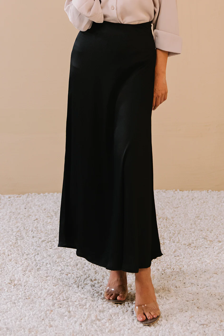Textured Satin Skirt - Black - Image 3
